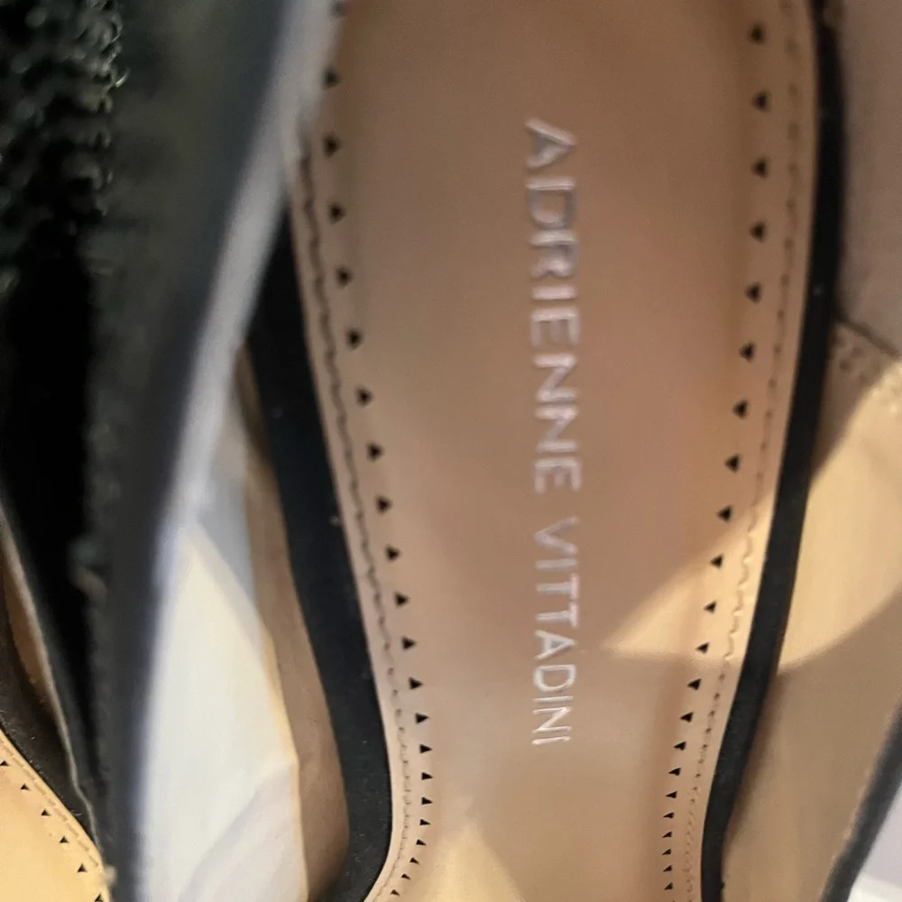 Adrienne Vittadini black heels 👠 - Picture 6 of 7